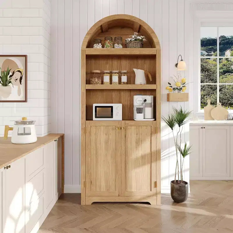 Mobiletto ad arco con ante, bianco/color legno, maniglie nere/oro, 5 ripiani, 2 ante