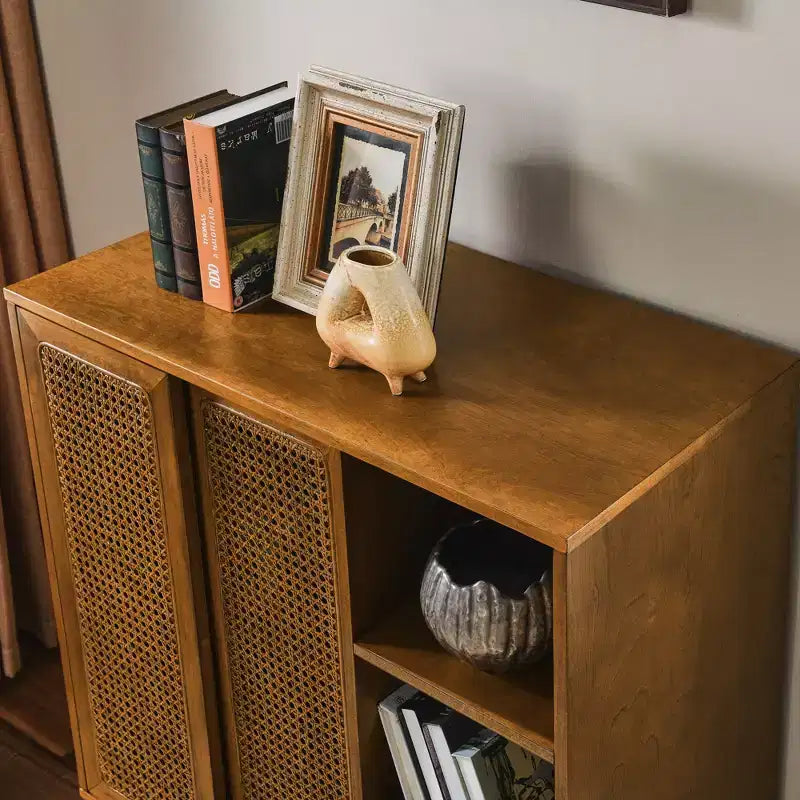 Mobile credenza buffet in noce e rattan con ante, stile Mid-Century, per 1