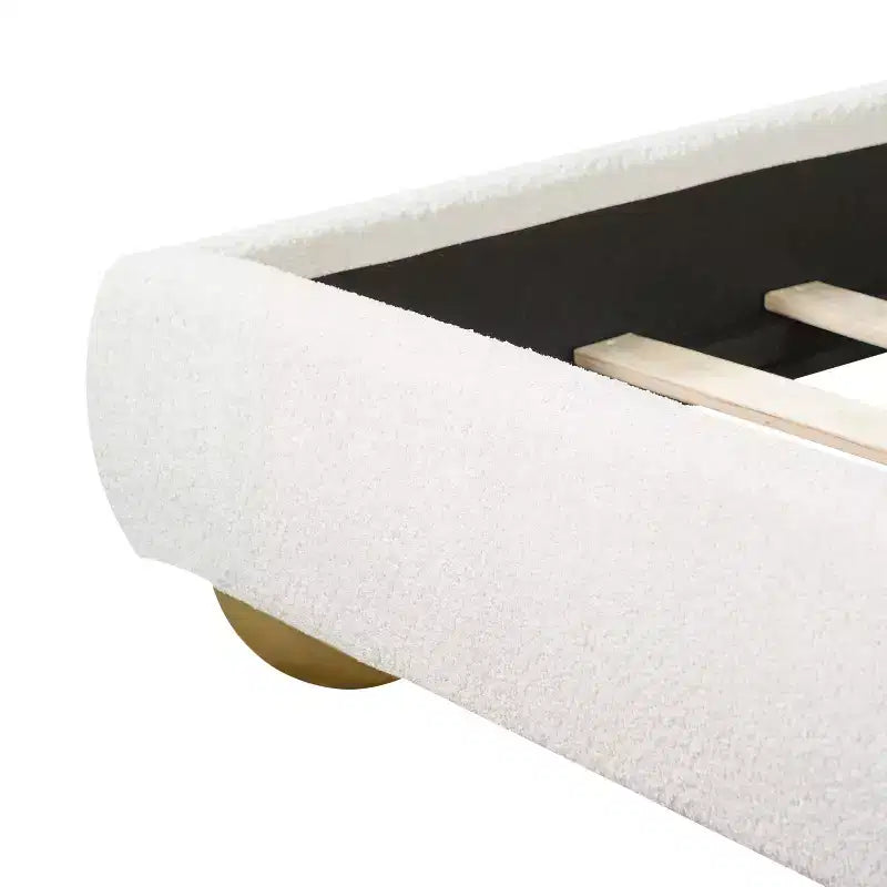 Struttura letto moderna con testiera ad arco in bouclé crema, Queen size, 1 persona