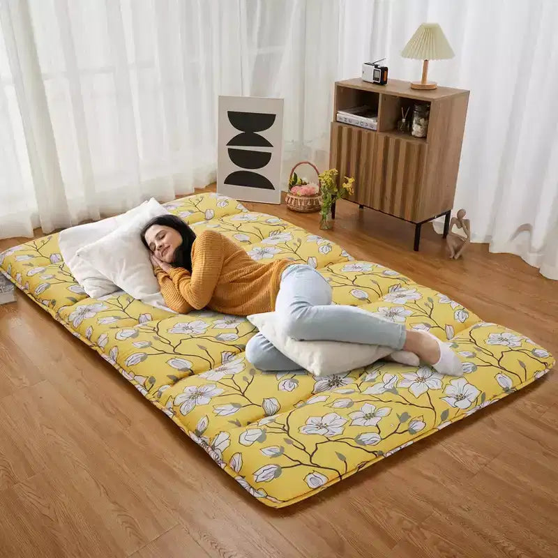 Materasso futon da pavimento matrimoniale a fiori gialli, materassino arrotolabile pieghevole, 1 persona